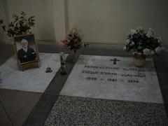 05 EVECHE TOMBE DE MGR CLAVERIE